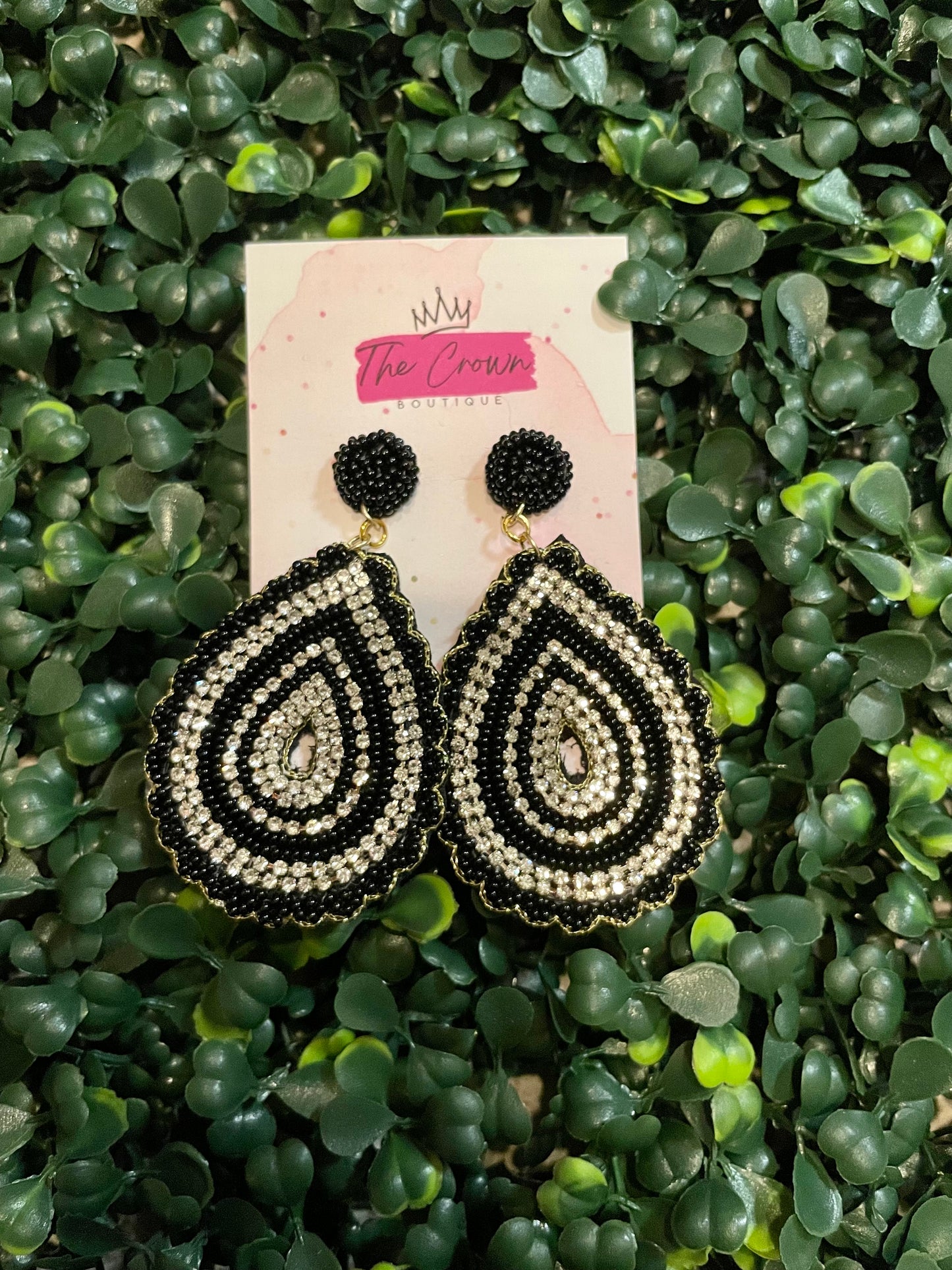 Classy Black Teardrop Earrings