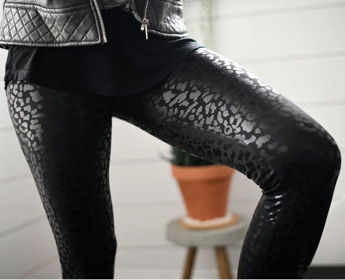 Black Leopard Leggings